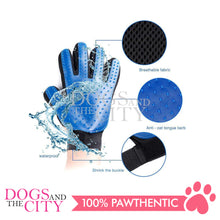 Load image into Gallery viewer, DGZ Pet Grooming Silicone Deshedding Gloves for Dog and Cat in Plastic Packaging 23x16cm